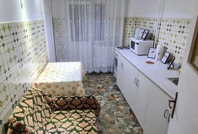 Inchiriez 2camere decomandat Unirii Et 1 zona simigeria Luca - 1