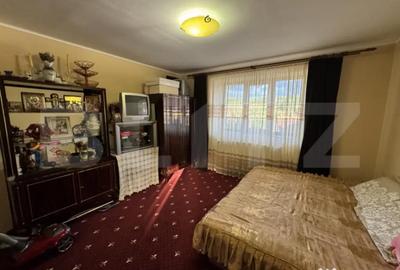 Casă cu 6 camere cu Teren 2500 Mp în Central - 8