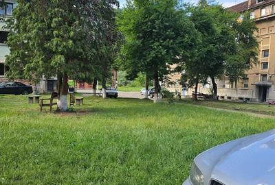 Spațiu comercial, de 80 mp, în Criș - 7