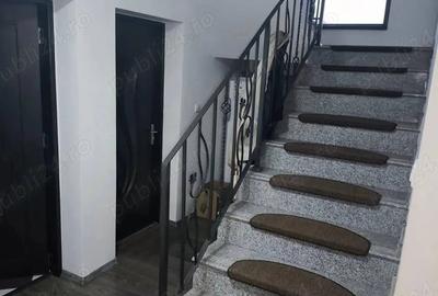 Casă cu 4 camere cu Teren 2064 Mp în Cenad - 1