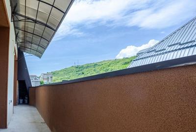 Apartament cu 7 camere în Florești - 13