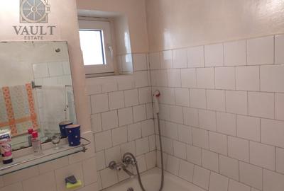 Apartament 3 camere - BLOC ANVELOAPT - 5 minute METROU OBOR - 17