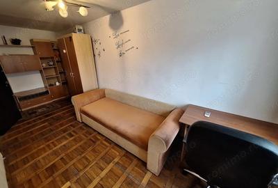 Garsonieră decomandată în Complex Studențesc