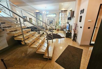 Duplex cu 9 camere cu Canalizare în Albert - 40