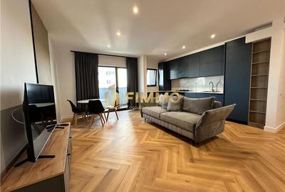 Apartament cu 2 camere semidecomandat în Est