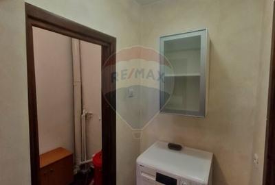Apartament cu 3 camere decomandat în Brăilei - 4