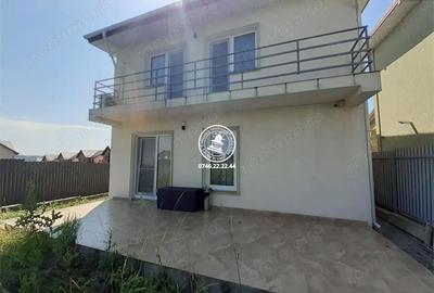 Casă cu Teren 336 Mp în Central - 2