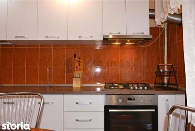 Apartament cu 3 camere decomandat în Central - 11