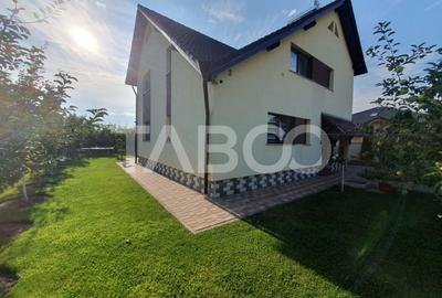 Casa 5 camere 3 bai 2 terase garaj magazie de vanzare 180 mp utili - 2