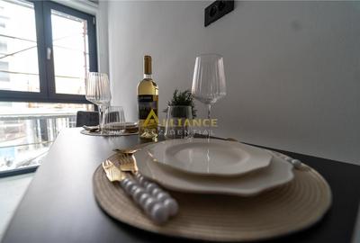 Garsonieră decomandată, mobilată în Central - 9