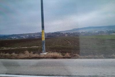 Teren de 4566 mp, în Călinești (Calafindești) - 2