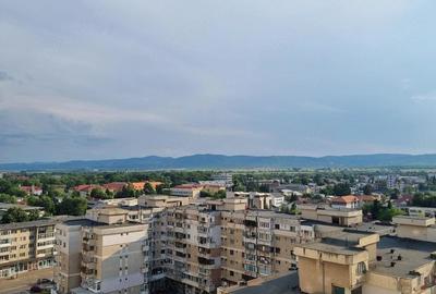 Apartament cu 2 camere nedecomandat în Ultracentral