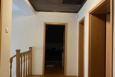 Casă individuală cu 10 camere cu Canalizare în Chișoda - 44