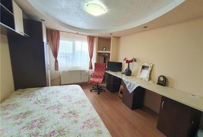 STEAUA - 1 CAM - BLOC IZOLAT - SPATIOS - APROAPE DE SHOPPING CITY - 3