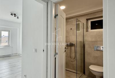 Apartament cu 4 camere decomandat în Central - 4