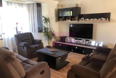 Casă individuală cu 5 camere cu Canalizare în Central - 3