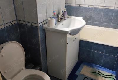 Apartament cu 4 camere decomandat în Central - 2