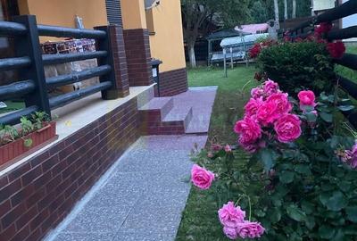 Casă cu 5 camere în Central