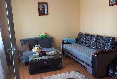 Apartament cu 3 camere decomandat în Exterior Vest - 1