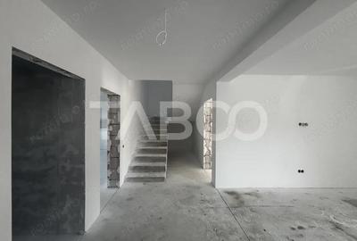 Casă cu 5 camere cu Canalizare în Terezian - 1