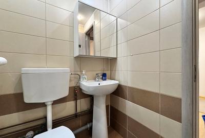 Apartament cu 4 camere semidecomandat în Dristor - 13