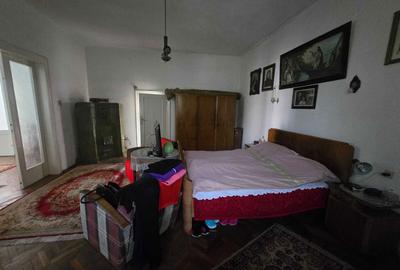 Casă cu 4 camere în Central - 7
