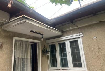 Casa pe teren de 200 mp, desch. 10 m, Bratianu, str. linistita, gaze, negociabil - 2