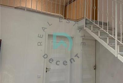 Apartament cu 3 camere decomandat în Tractorul - 14