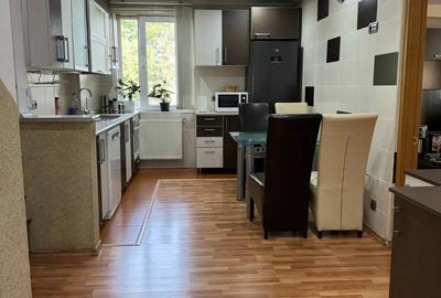 Vand apartament cu 4 camere - 6