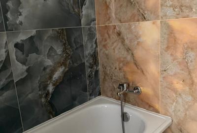 Apartament cu 2 camere decomandat în Berceni - 2