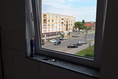 Apartament cu 2 camere semidecomandat în Central - 4