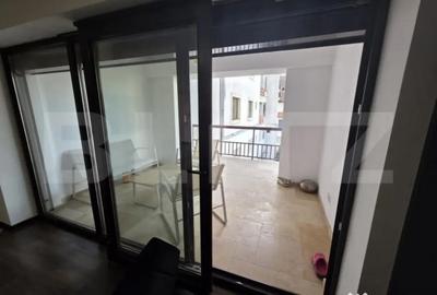 Apartament cu 3 camere semidecomandat în Micro 3 - 12