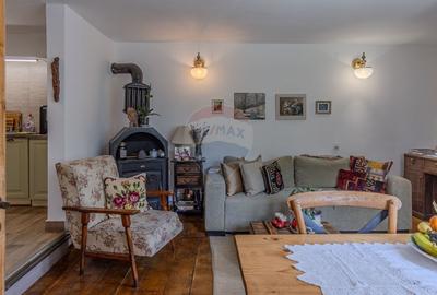 Casă cu 8 camere cu Teren 1346 Mp în Bran - 34