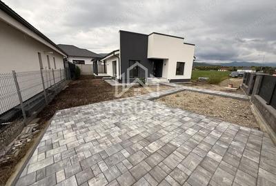 Casă cu 3 camere cu Teren 380 Mp în Micești - 6