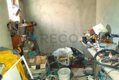 Casă cu 5 camere cu Teren 1480 Mp în Biharia - 4
