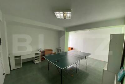 Spațiu comercial, de 28 mp, în Central - 3