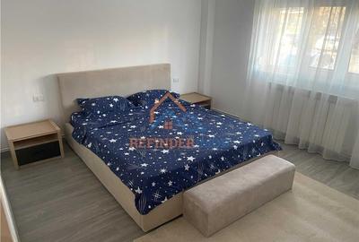 Vanzare Apartament cu 3 camere, zona Sebastian