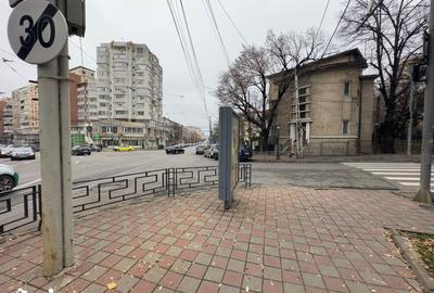 Spațiu comercial, de 151 mp, în Central - 19
