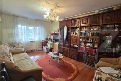 Apartament de vanzare, 2 camere, decomandat, 55 mp, zona Brazda lui Novac