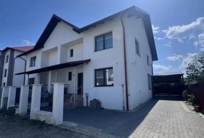 Casă cu 7 camere cu Teren 250 Mp în Rădăuți - 12