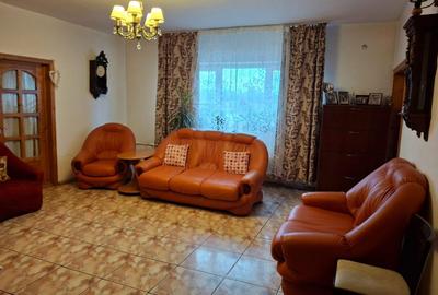 Casă cu 4 camere în Central - 5