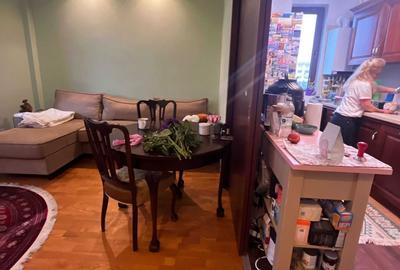 Apartament cu 3 camere decomandat în 1 Mai - 4