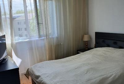 Ap. 3 camere , posibilitate in rate timp de 1 an ( acte notariat), Piata 1 Mai - 8