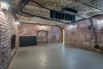 Apartament cu 7 camere semidecomandat în Unirii - 36