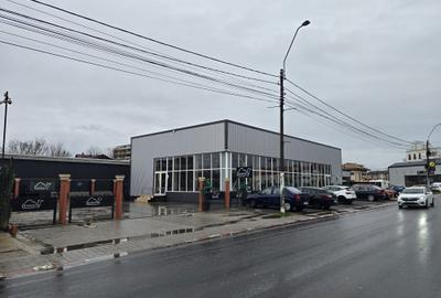 Spațiu comercial, de 1,000 mp, în Central - 1