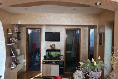 Apartament cu 3 camere decomandat în Mărăței - 4