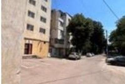 Garsonieră decomandată în Central - 11