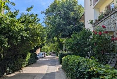 Apartament luminos cu 4 camere,  parcare/ boxa -  Av. Popisteanu - 9