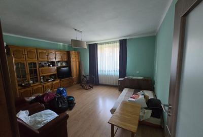 Garsonieră decomandată în Răcădău - 3