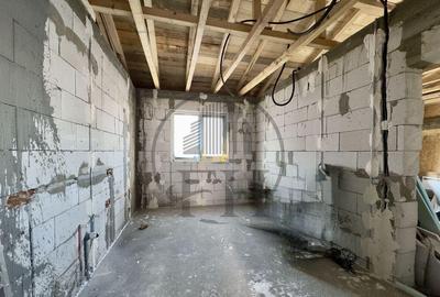 Casă cu 5 camere cu Teren 257 Mp în Valu lui Traian - 6